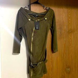 Off the shoulder army green knee high dress